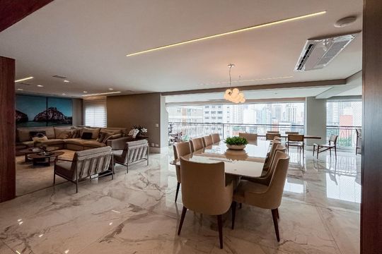 Apartamento à venda, com 266 m², 4 quartos e 5 vagas — foto 2