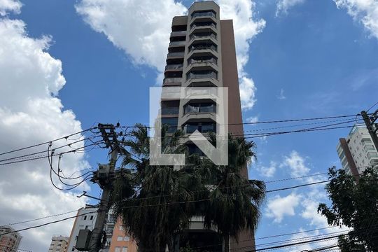Apartamento à venda, com 200 m², 4 quartos e 3 vagas — Fachada do Prédio
