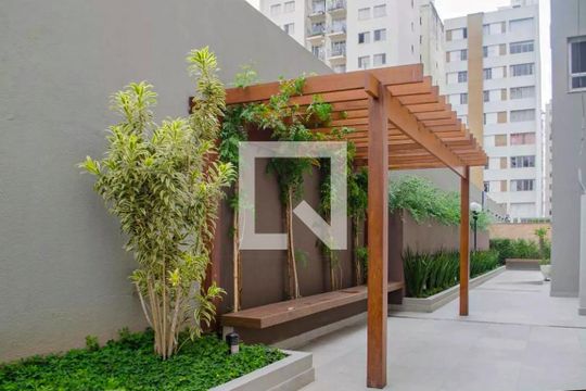 Apartamento à venda, com 200 m², 4 quartos e 3 vagas — Área comum