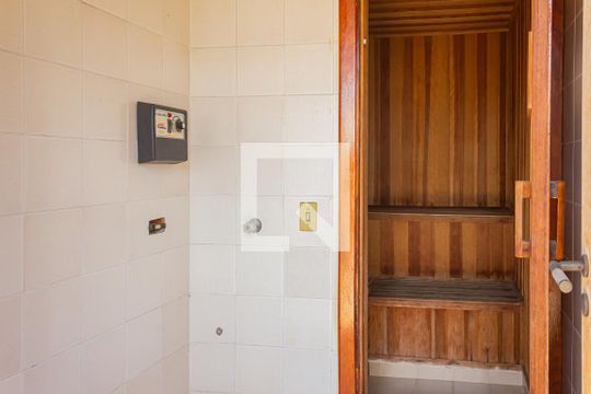 Apartamento à venda, com 200 m², 4 quartos e 3 vagas — Sauna