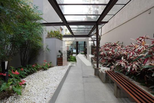 Apartamento à venda, com 87 m², 2 quartos e 2 vagas — Área comum