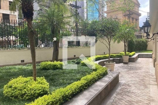 Venda de apartamento mobiliado em Santa Cecilia com 5 quartos, piscina e quintal. — Área comum