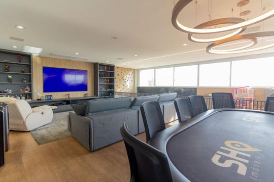 Apartamento à venda com 4 suítes, varanda gourmet e piscina no condomínio. Totalmente mobiliado. — foto 5