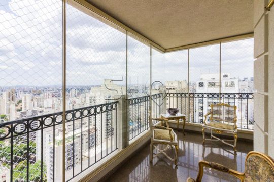 Apartamento mobiliado com varanda, 4 quartos, academia e piscina no condomínio. Ideal para comprar. — foto 16