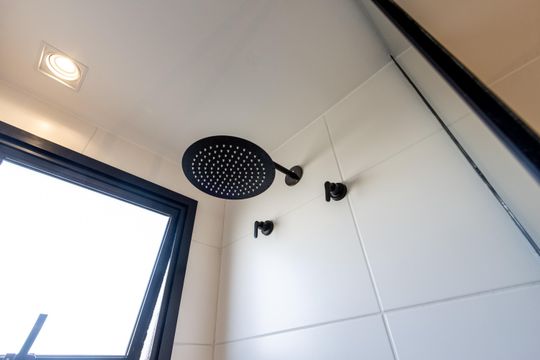 Comprar apartamento com 3 quartos, 2 suítes, varanda e piscina no condomínio. Animais permitidos. — foto 47