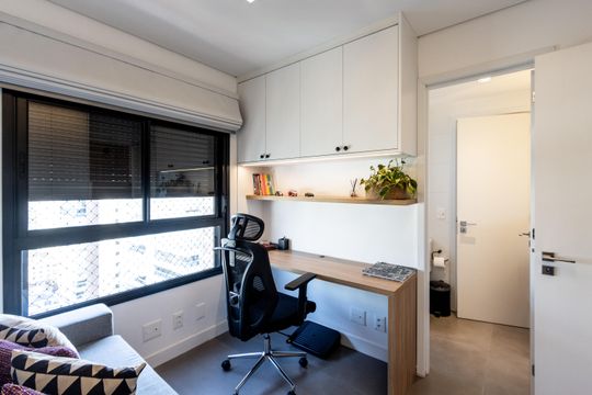 Comprar apartamento com 3 quartos, 2 suítes, varanda e piscina no condomínio. Animais permitidos. — foto 56