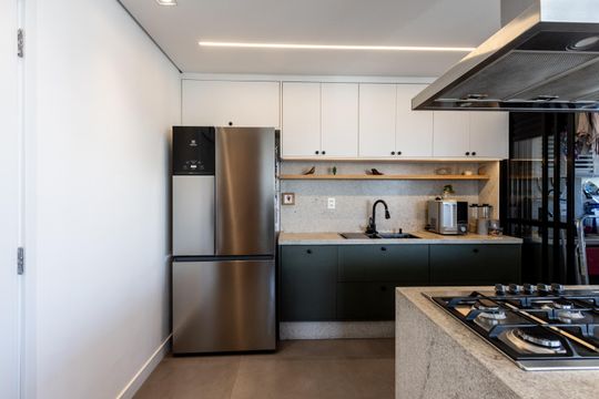 Comprar apartamento com 3 quartos, 2 suítes, varanda e piscina no condomínio. Animais permitidos. — foto 61