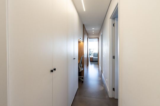 Comprar apartamento com 3 quartos, 2 suítes, varanda e piscina no condomínio. Animais permitidos. — foto 22