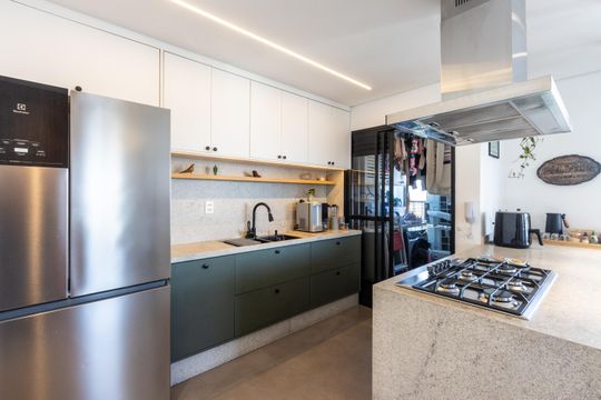 Comprar apartamento com 3 quartos, 2 suítes, varanda e piscina no condomínio. Animais permitidos. — foto 59