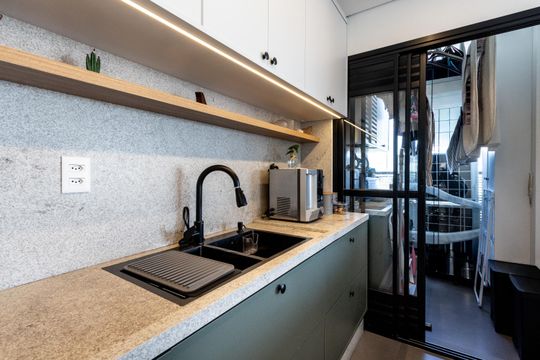 Comprar apartamento com 3 quartos, 2 suítes, varanda e piscina no condomínio. Animais permitidos. — foto 64