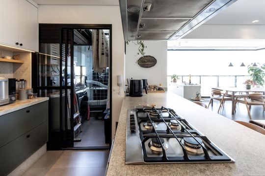 Comprar apartamento com 3 quartos, 2 suítes, varanda e piscina no condomínio. Animais permitidos. — foto 66