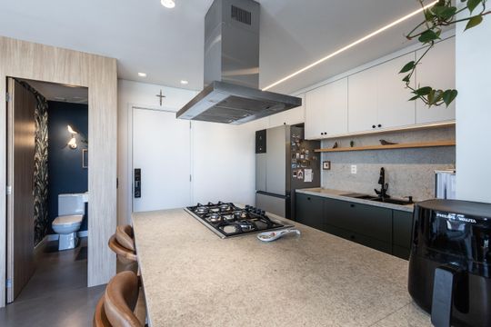 Comprar apartamento com 3 quartos, 2 suítes, varanda e piscina no condomínio. Animais permitidos. — foto 60