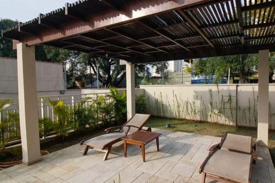 Comprar apartamento mobiliado com 4 quartos, varanda gourmet, academia e piscina no condomínio. — foto 44