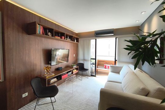 Apartamento à venda, com 93 m², 3 quartos e 2 vagas — Sala