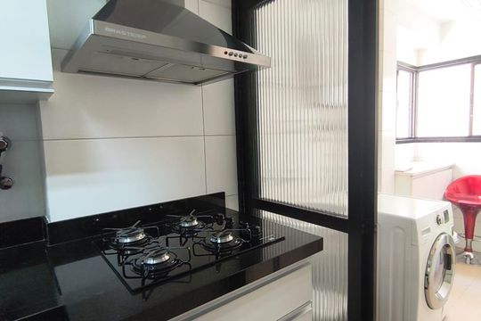 Apartamento à venda, com 93 m², 3 quartos e 2 vagas — Cozinha
