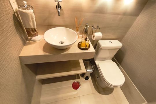 Apartamento à venda, com 93 m², 3 quartos e 2 vagas — Banheiro 2