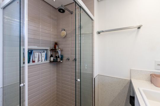 Comprar apartamento com 3 suítes e academia no condomínio. — foto 40