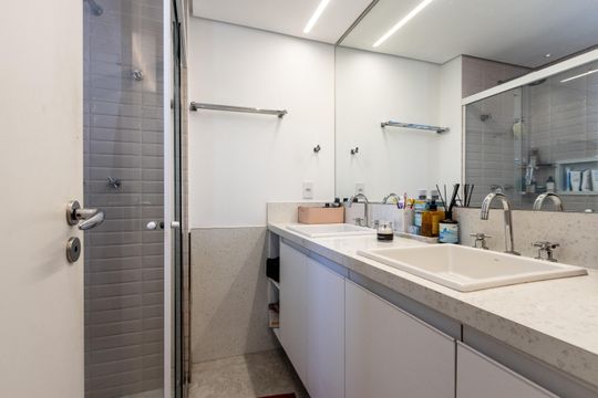 Comprar apartamento com 3 suítes e academia no condomínio. — foto 36