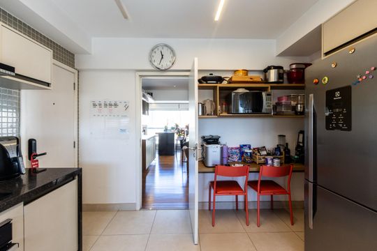 Comprar apartamento com 3 suítes e academia no condomínio. — foto 77