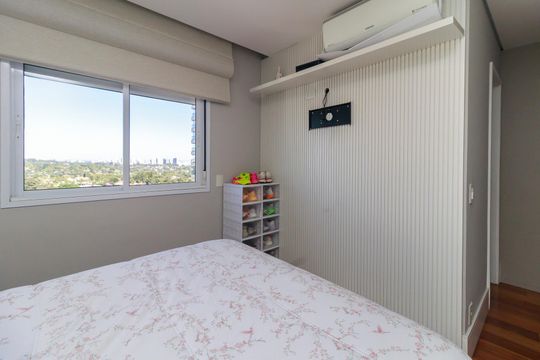 Venda de apartamento em Campo Belo, 2 quartos, varanda, closet, piscina, academia e churrasqueira. — Suíte 1