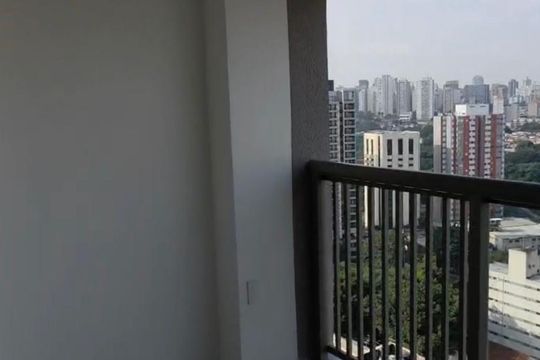 Compra apartamento mobiliado na Vila Clementino, 2 quartos, aceita animais. — Vista
