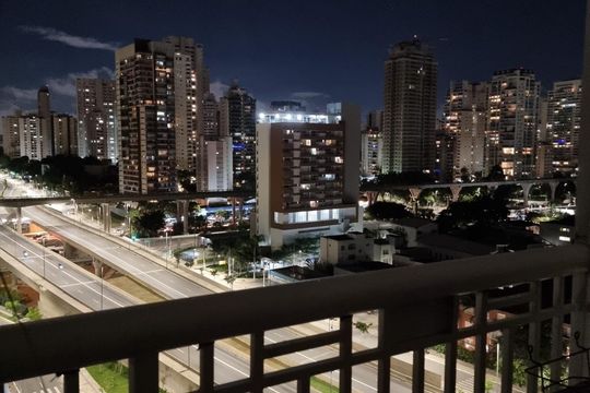 Apartamento mobiliado com 3 quartos na Vila Cordeiro, perfeito para comprar. — Vista