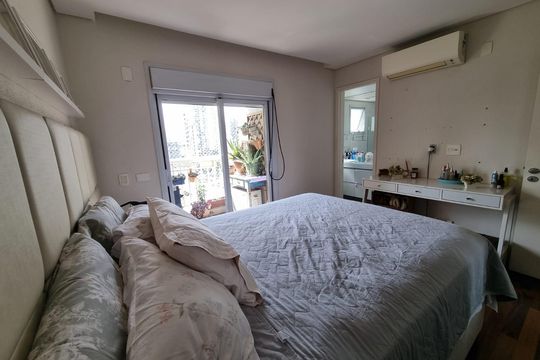 Apartamento mobiliado com 3 quartos na Vila Cordeiro, perfeito para comprar. — Quarto