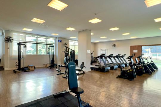 Apartamento mobiliado para comprar, 3 suítes, churrasqueira e varanda. — Área comum