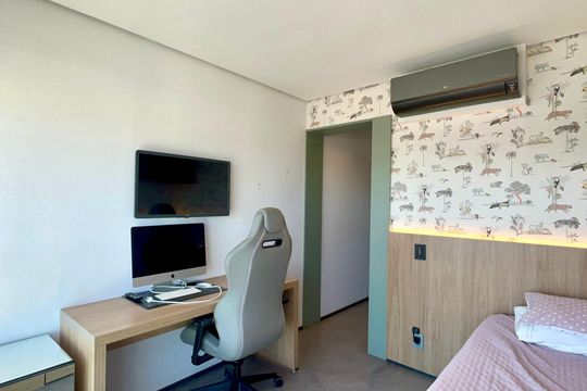 Apartamento mobiliado para comprar, 3 suítes, churrasqueira e varanda. — Suíte 1
