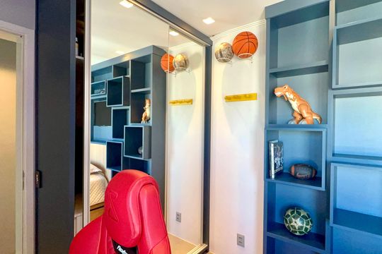 Apartamento mobiliado para comprar, 3 suítes, churrasqueira e varanda. — Suíte 2