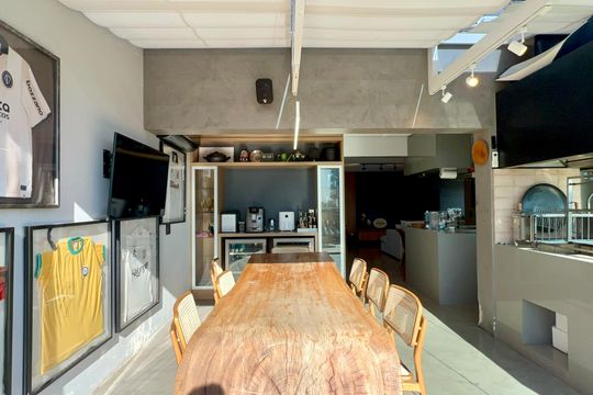 Apartamento mobiliado para comprar, 3 suítes, churrasqueira e varanda. — Varanda Gourmet
