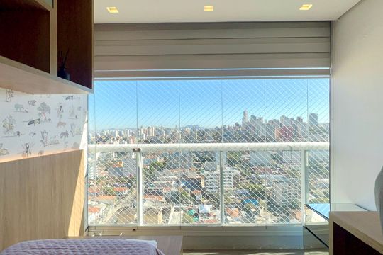 Apartamento mobiliado para comprar, 3 suítes, churrasqueira e varanda. — Suíte 1