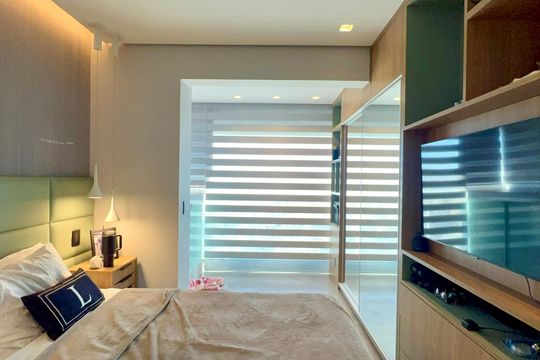 Apartamento mobiliado para comprar, 3 suítes, churrasqueira e varanda. — Suíte 3