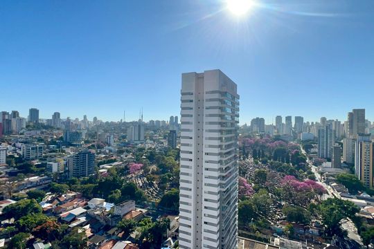 Apartamento mobiliado para comprar, 3 suítes, churrasqueira e varanda. — Vista da Varanda