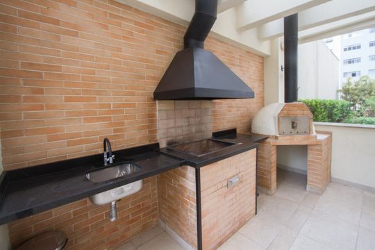 Apartamento mobiliado em Santo Amaro com 2 quartos, ideal para comprar. — foto 36