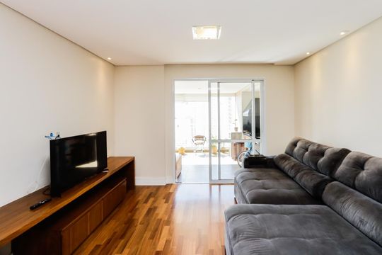 Apartamento mobiliado em Santo Amaro com 2 quartos, ideal para comprar. — foto 1