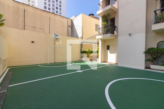 Comprar apartamento mobiliado no Brooklin, 4 quartos, 1 suíte, piscina, churrasqueira, varanda, pets permitidos. — Quadra Esportiva