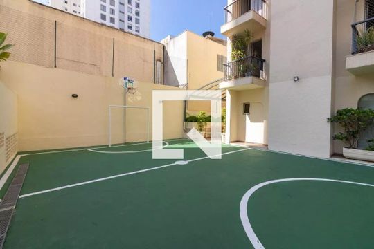 Comprar apartamento mobiliado no Brooklin, 4 quartos, 1 suíte, piscina, churrasqueira, varanda, pets permitidos. — Quadra