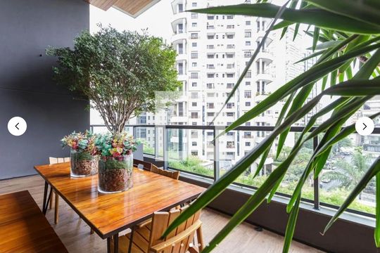 Compra apartamento mobiliado no Itaim Bibi, 2 quartos, piscina no condomínio. — Área comum