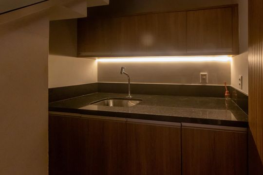 Compra apartamento mobiliado no Itaim Bibi, 2 quartos, piscina no condomínio. — foto 28