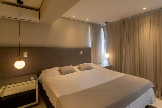 Compra apartamento mobiliado no Itaim Bibi, 2 quartos, piscina no condomínio. — Suíte 2