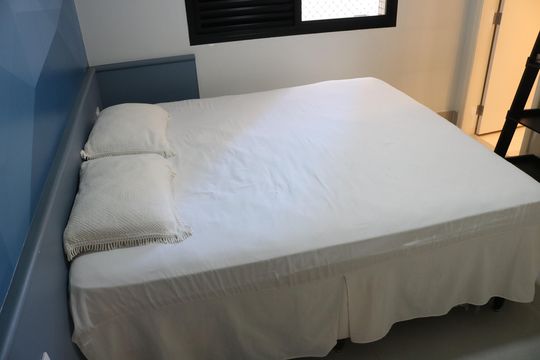 Venda: apartamento com 3 quartos, varanda e aceita pets. — Quarto 3