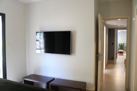 Venda: apartamento com 3 quartos, varanda e aceita pets. — Quarto 2