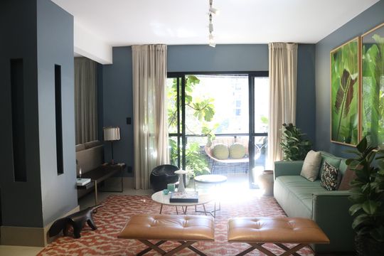Venda: apartamento com 3 quartos, varanda e aceita pets. — Sala
