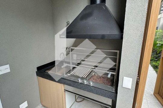 Compra apartamento mobiliado no Itaim Bibi com varanda, 2 quartos, piscina e academia no condomínio. — foto 7