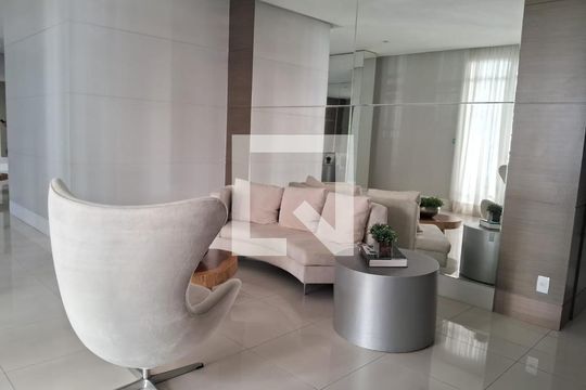 Comprar apartamento mobiliado com 3 quartos, closet e animais permitidos. — Hall