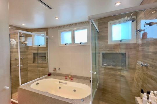 Comprar apartamento na Lapa: 4 suítes, closet, mobiliado, churrasqueira e pets permitidos. — foto 24