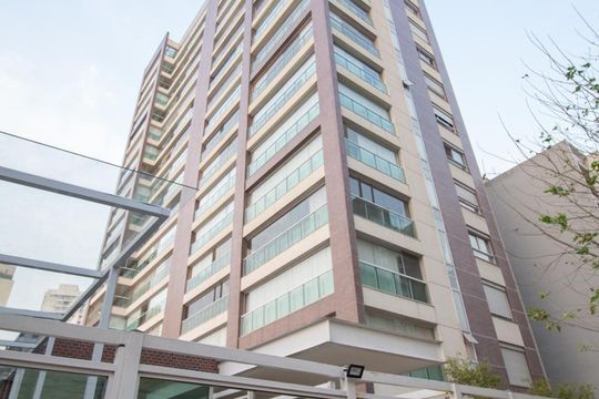 Apartamento à venda, com 221 m², 3 quartos e 4 vagas — Fachada
