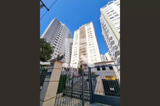Apartamento mobiliado com 4 quartos e academia no condomínio, ideal para comprar. — Fachada do Prédio