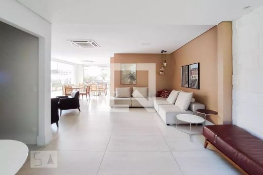 Apartamento mobiliado com 4 quartos e academia no condomínio, ideal para comprar. — Salão de Festas